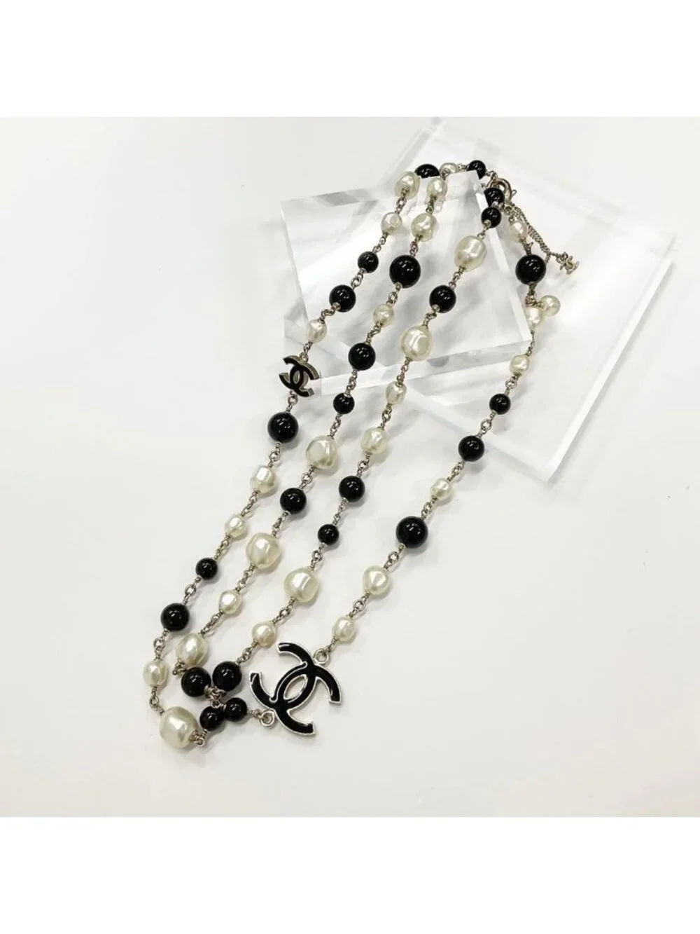 Chanel Necklace CC Logo Pearl Long Gold